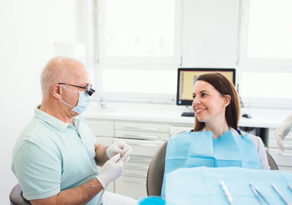 Zahnimplantate - Zahnarztpraxis Dr. Bora Tuncer Heilbronn